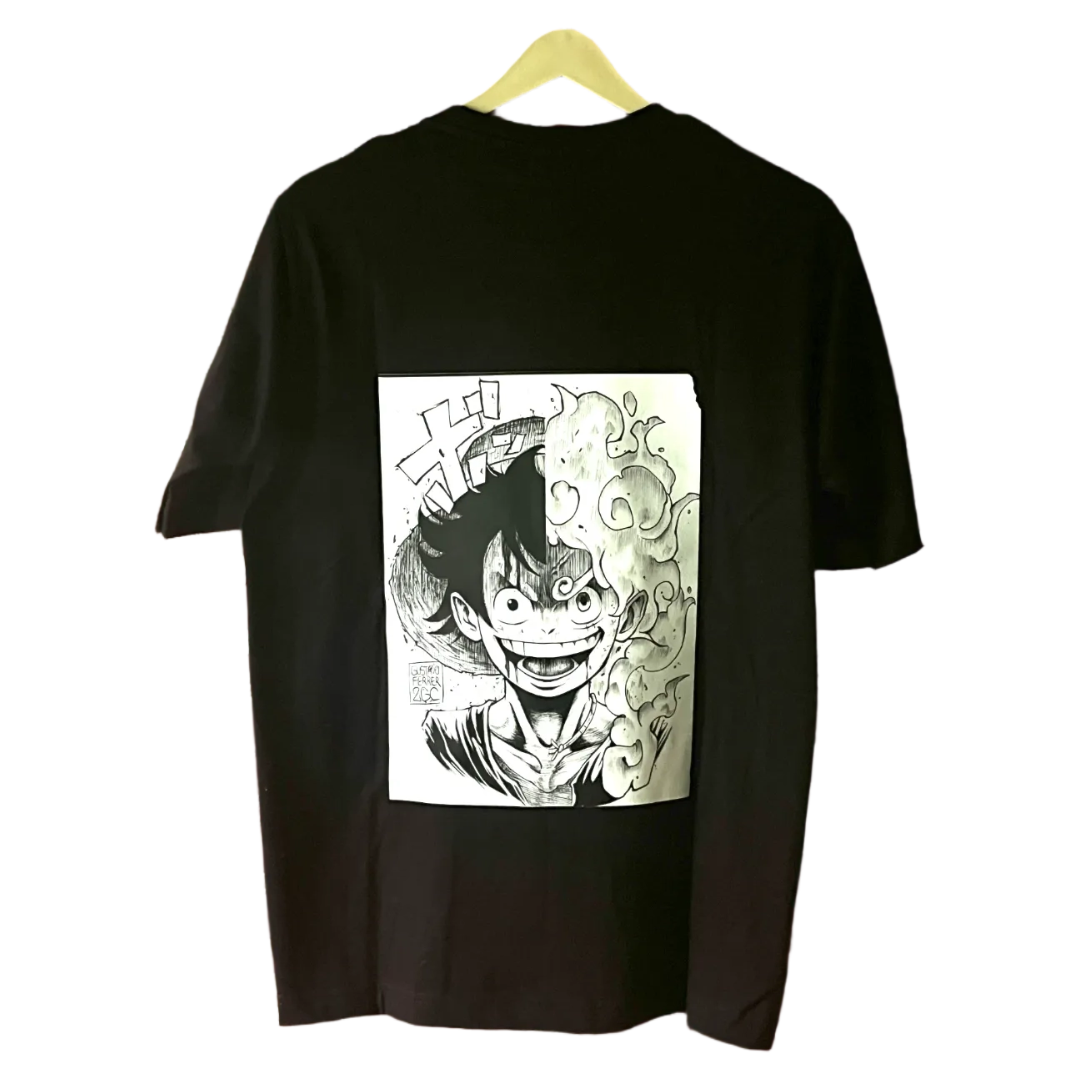 SHORT SLEEVE TSHIRT SMILING CHARACTER